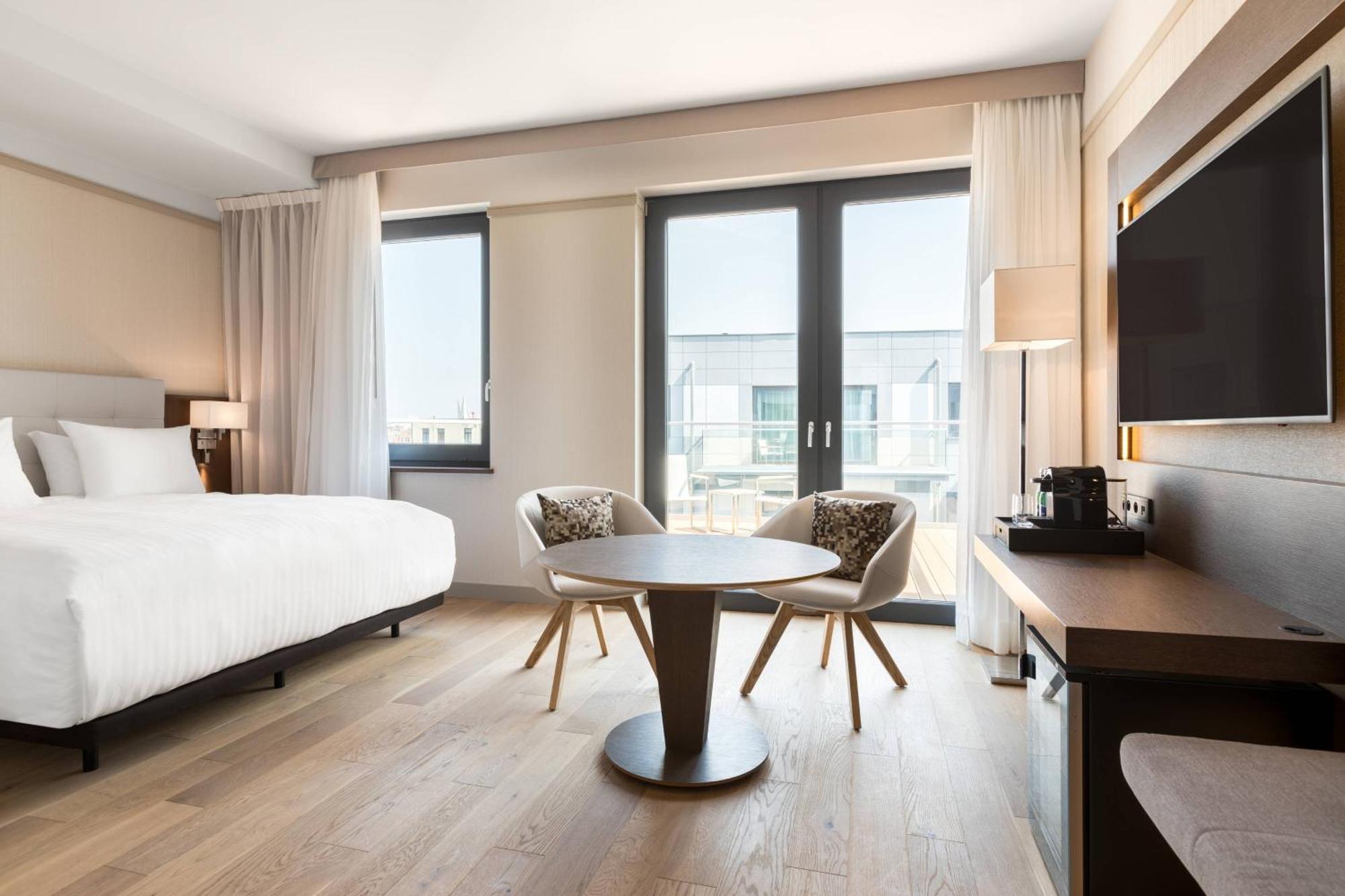 Ac Hotel By Marriott Wroclaw Exterior photo